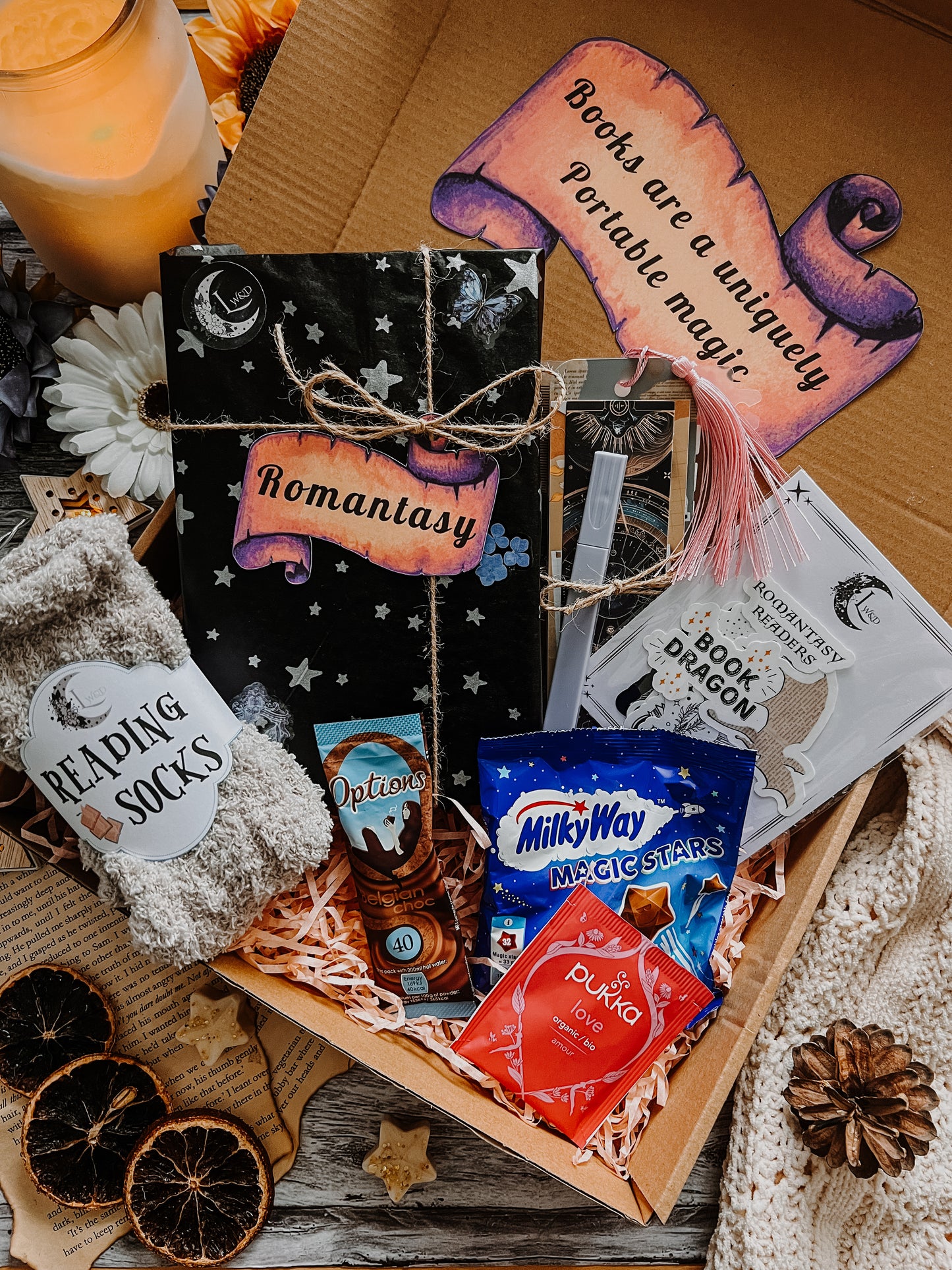 ROMANTASY Blind Date With A Book Box