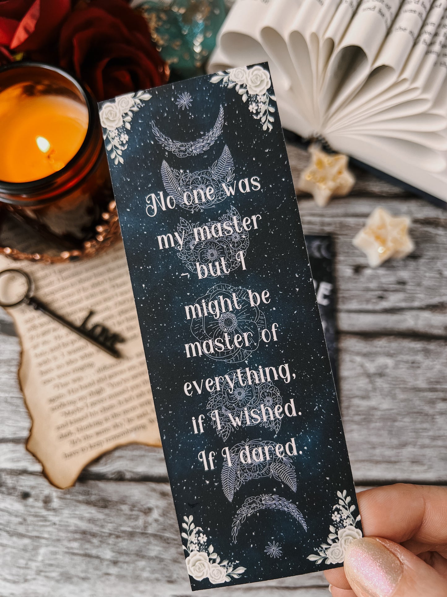 Feyre ACOTAR - Oficially Licensed Bookmark