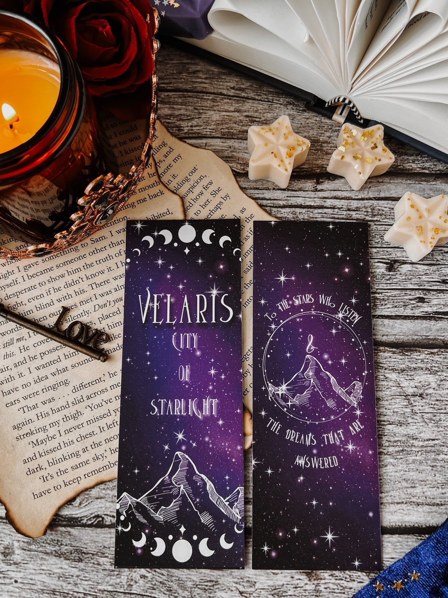 Velaris ACOTAR - Oficially Licensed Bookmark