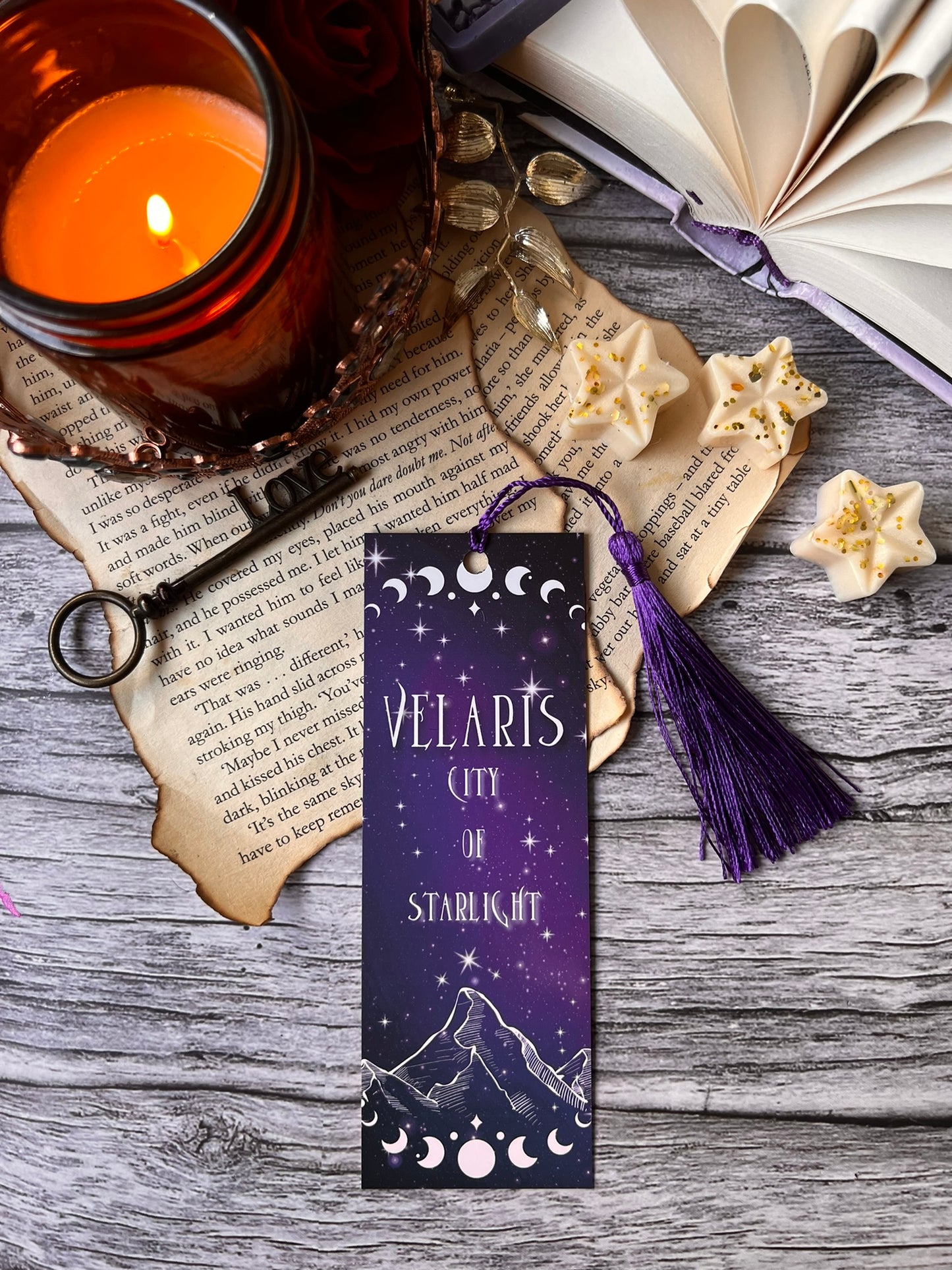 Velaris ACOTAR - Oficially Licensed Bookmark